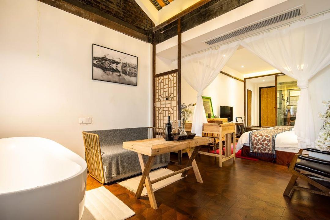 Qintai Tibetan Culture Boutique Hotel Τσενγκντού Εξωτερικό φωτογραφία